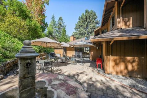 9 Buckeye Court Novato CA 94949