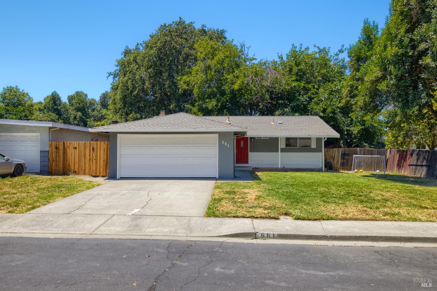 661 Mathews Court Vacaville CA 95687