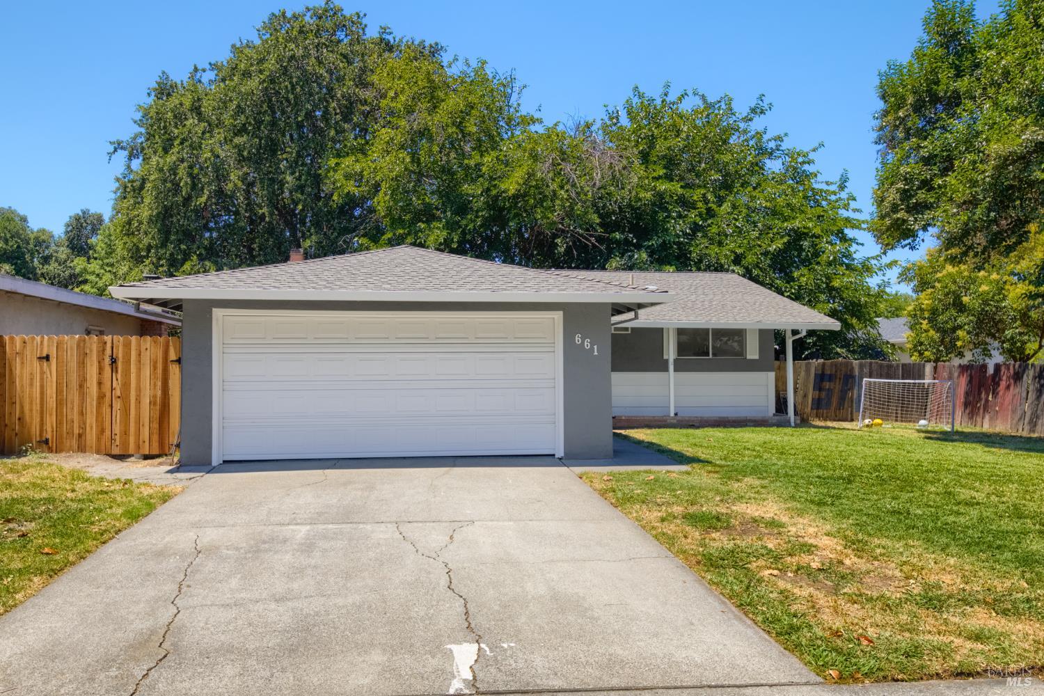 661 Mathews Court Vacaville CA 95687