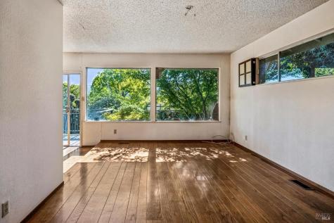 555 Las Colindas Road San Rafael CA 94903