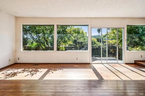 555 Las Colindas Road San Rafael CA 94903