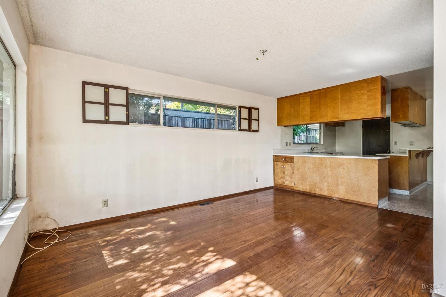 555 Las Colindas Road San Rafael CA 94903