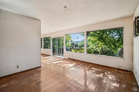 555 Las Colindas Road San Rafael CA 94903