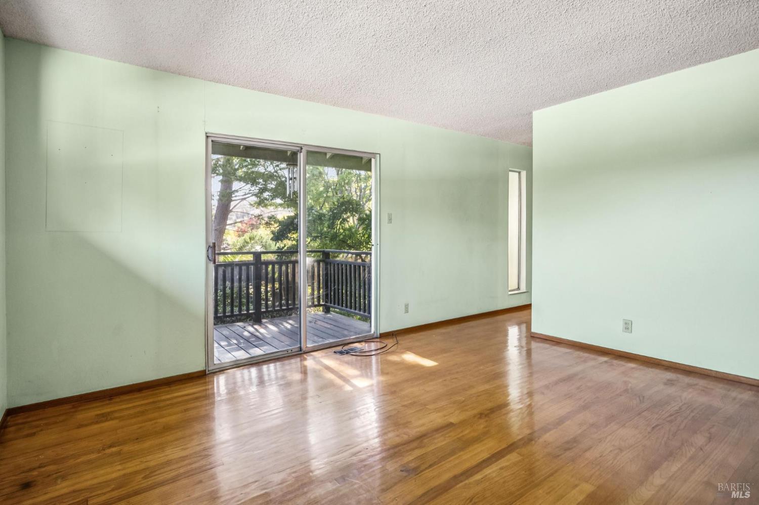 555 Las Colindas Road San Rafael CA 94903