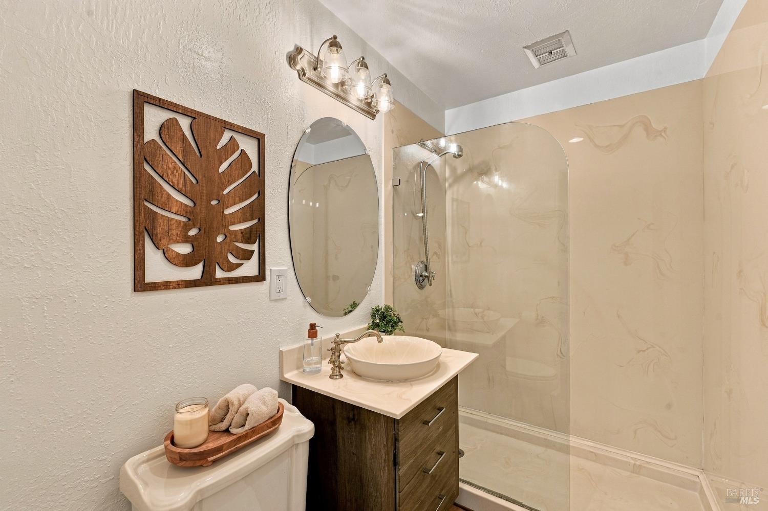 858 Brentwood Avenue Vallejo CA 94591