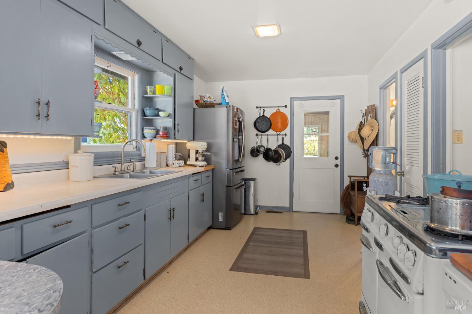 310 Sparkes Road Sebastopol CA 95472