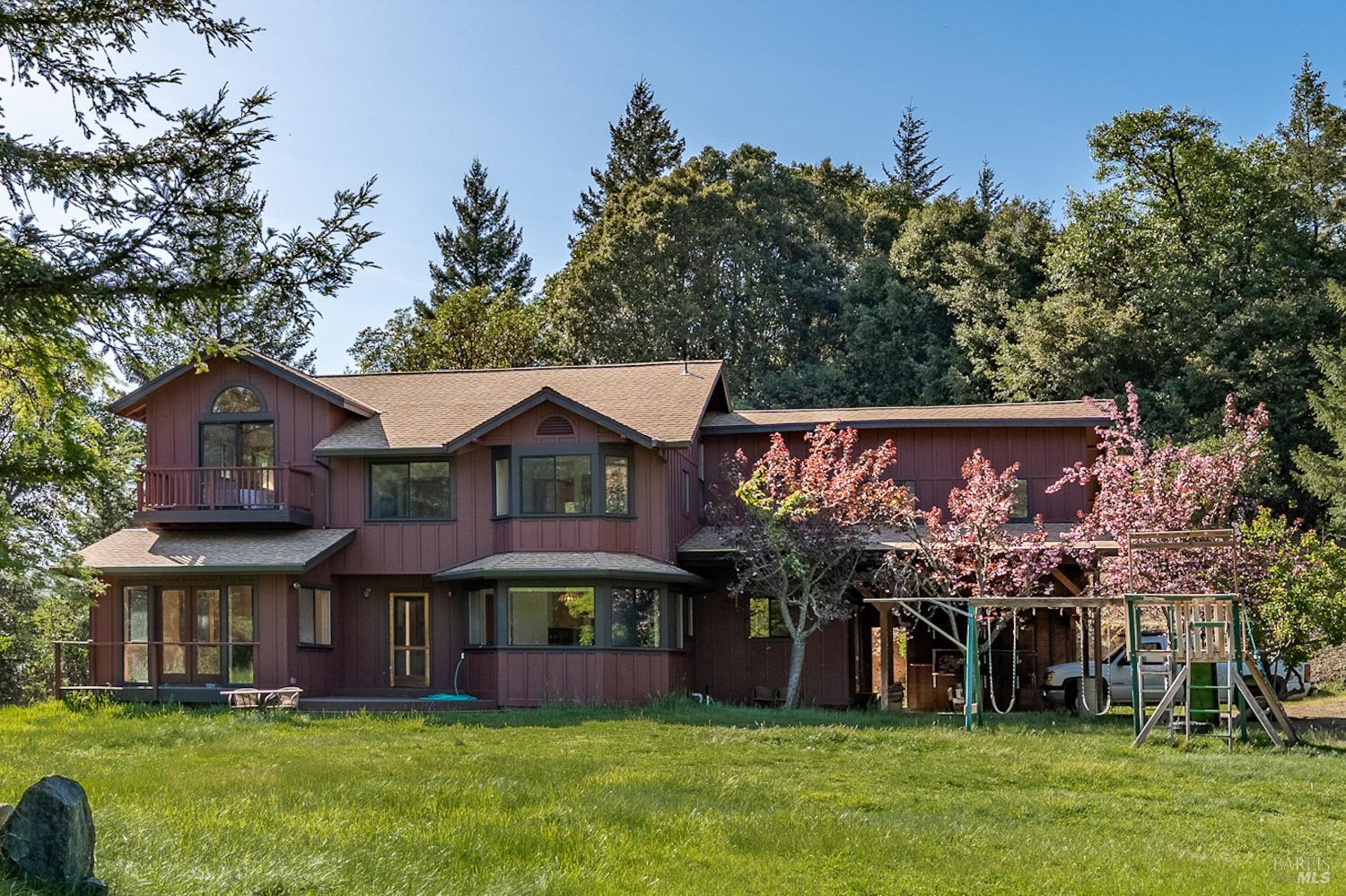 28801 Pinecrest Road Willits CA 95490