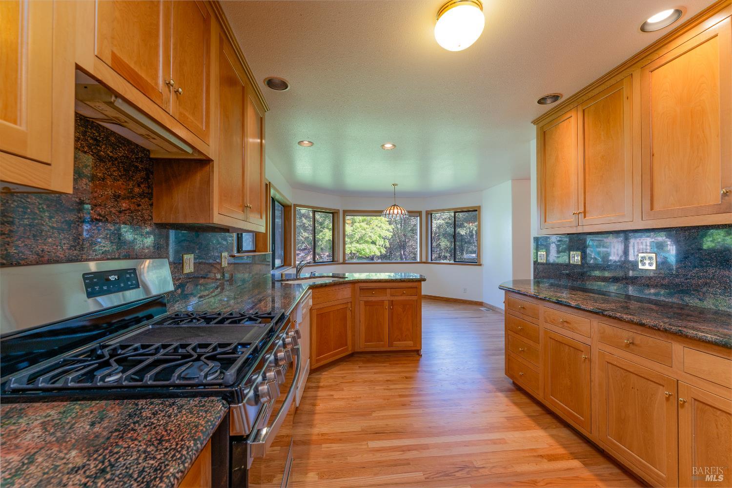 28801 Pinecrest Road Willits CA 95490