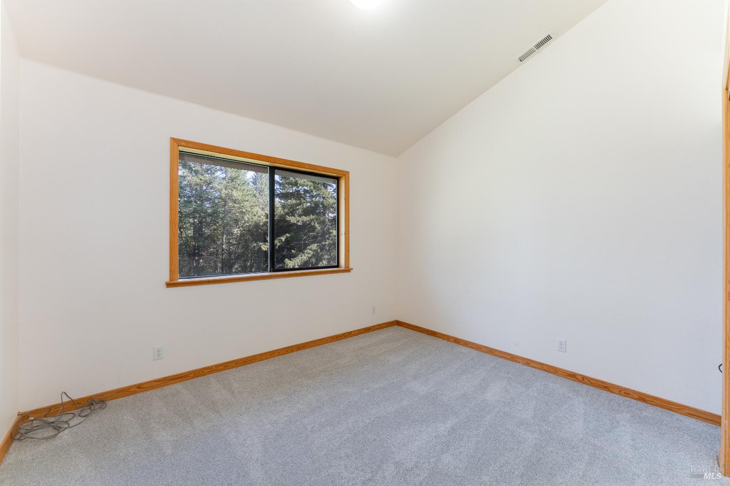 28801 Pinecrest Road Willits CA 95490