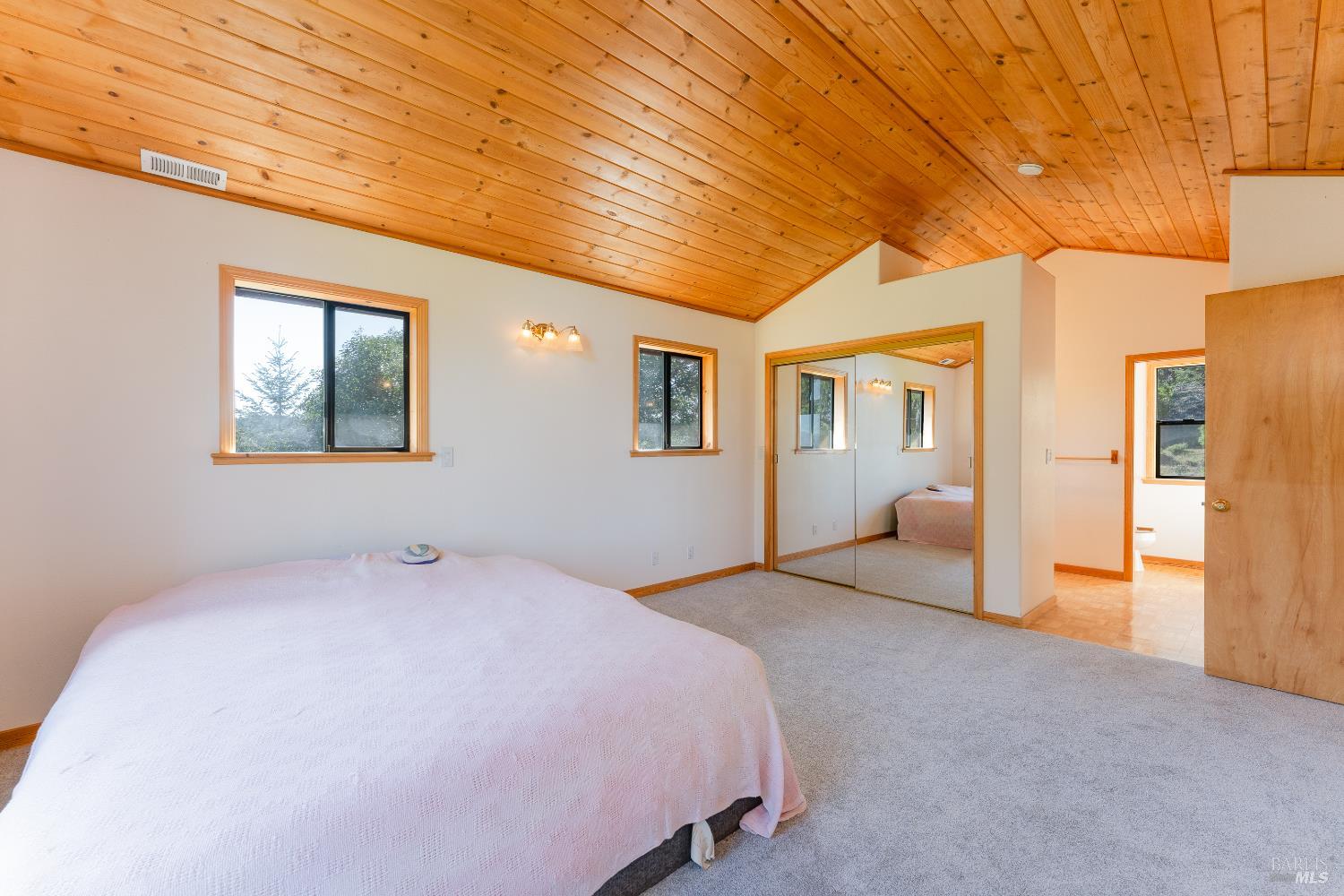 28801 Pinecrest Road Willits CA 95490