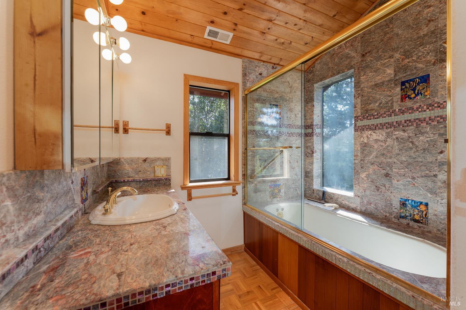 28801 Pinecrest Road Willits CA 95490
