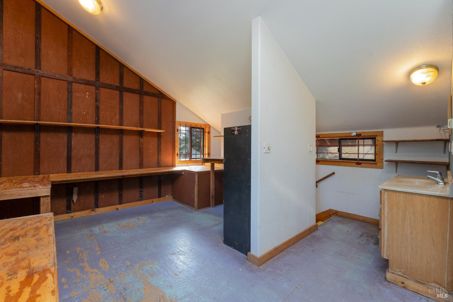 28801 Pinecrest Road Willits CA 95490