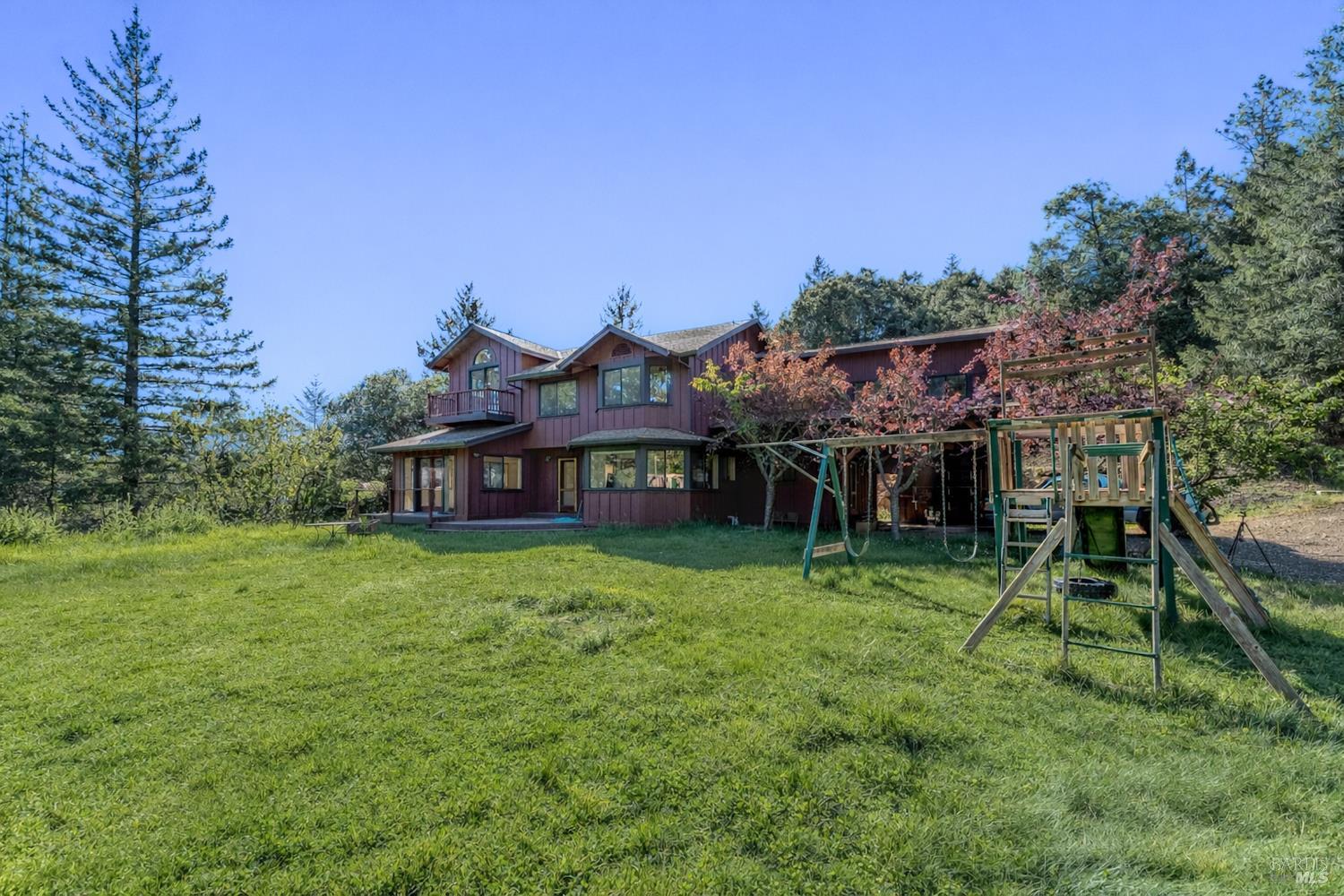 28801 Pinecrest Road Willits CA 95490