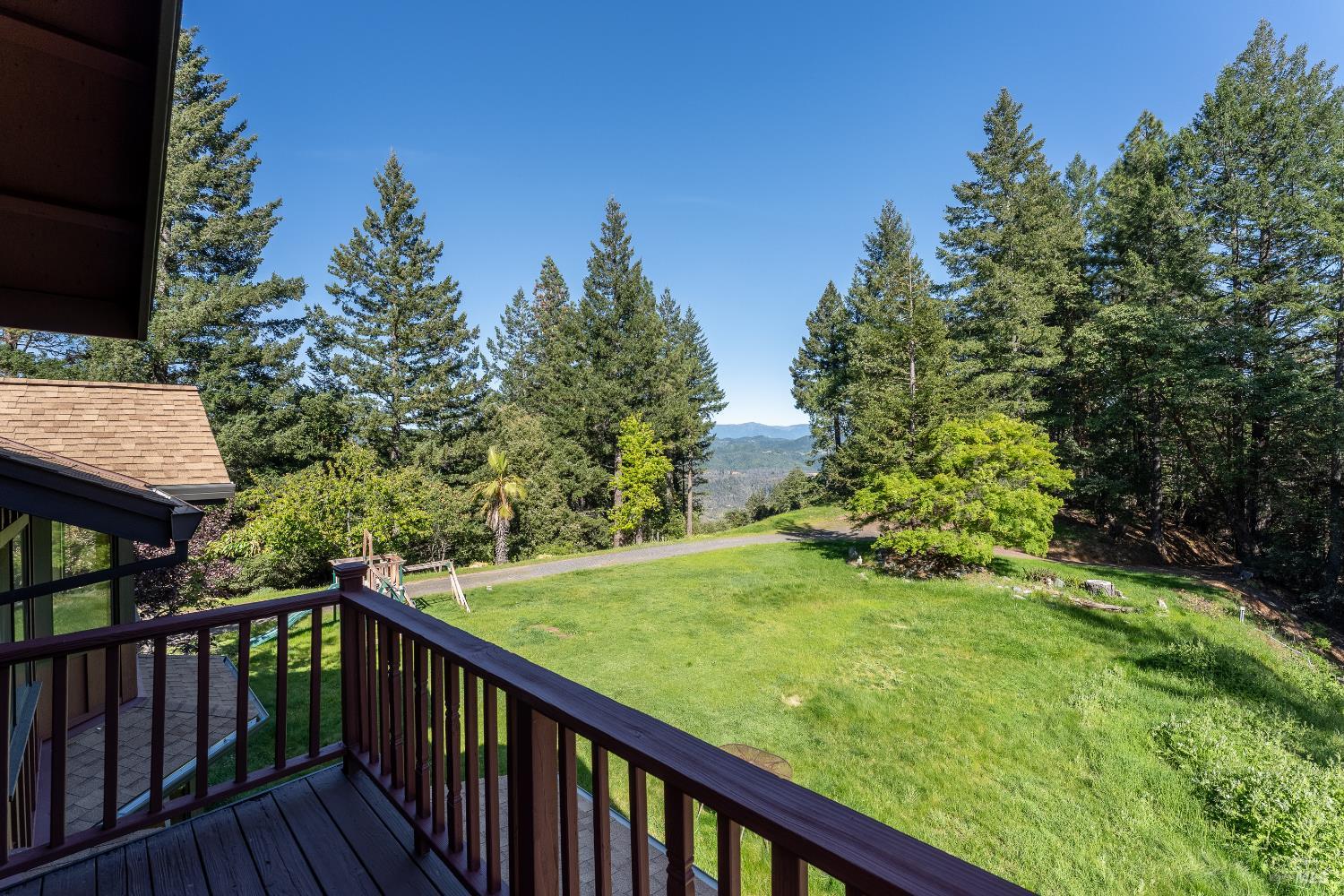 28801 Pinecrest Road Willits CA 95490