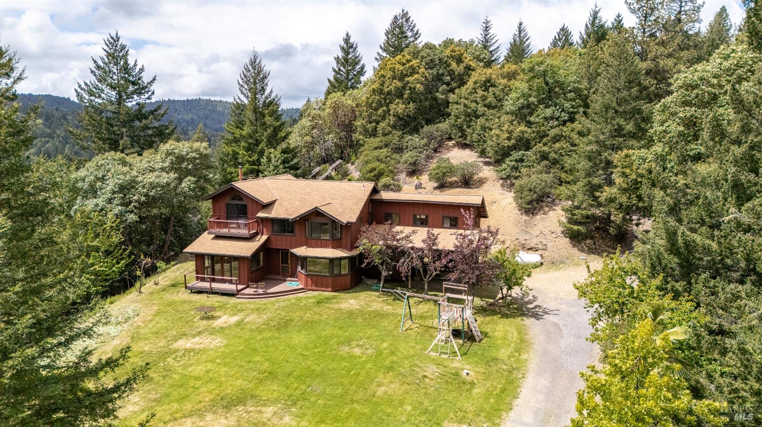 28801 Pinecrest Road Willits CA 95490
