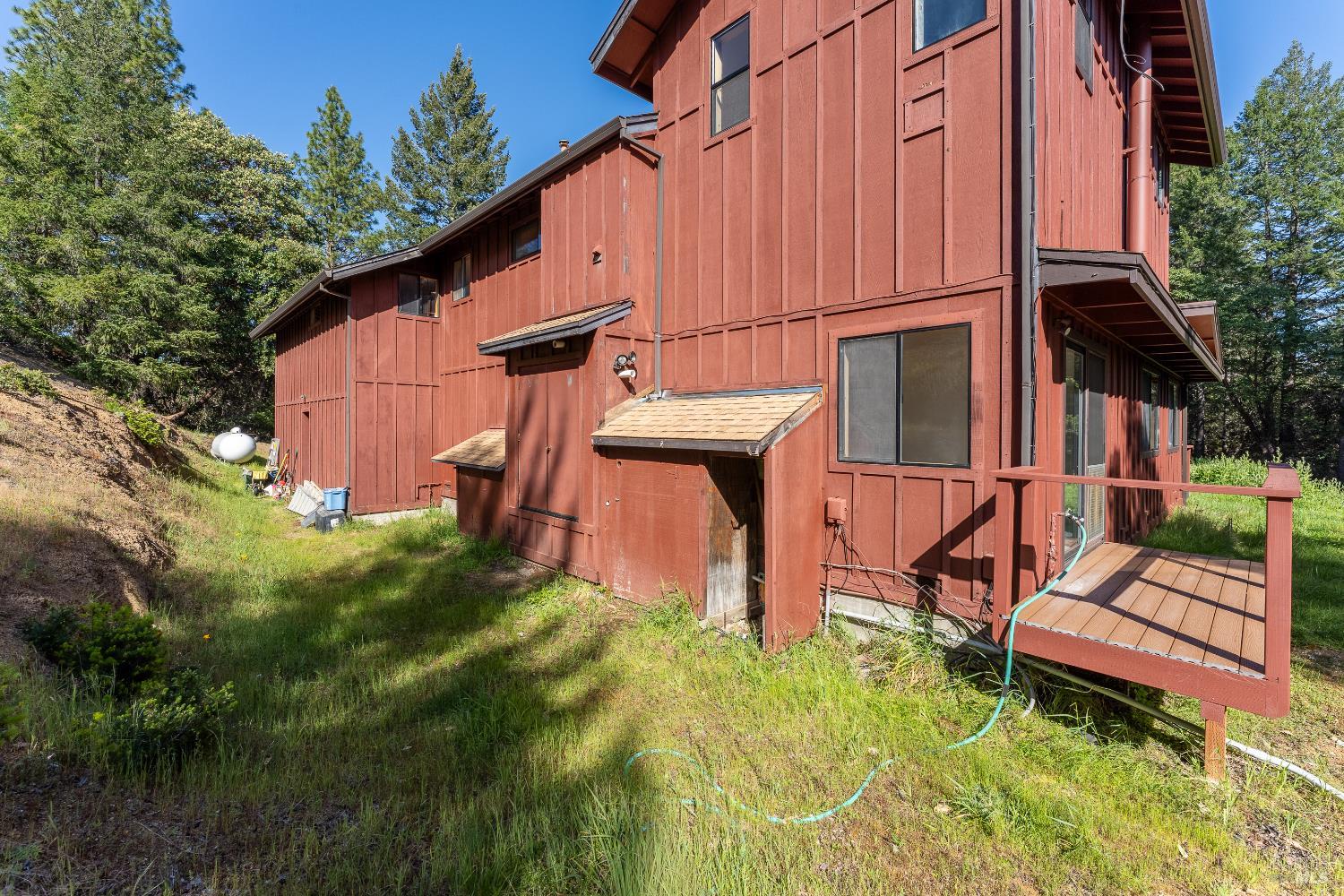 28801 Pinecrest Road Willits CA 95490