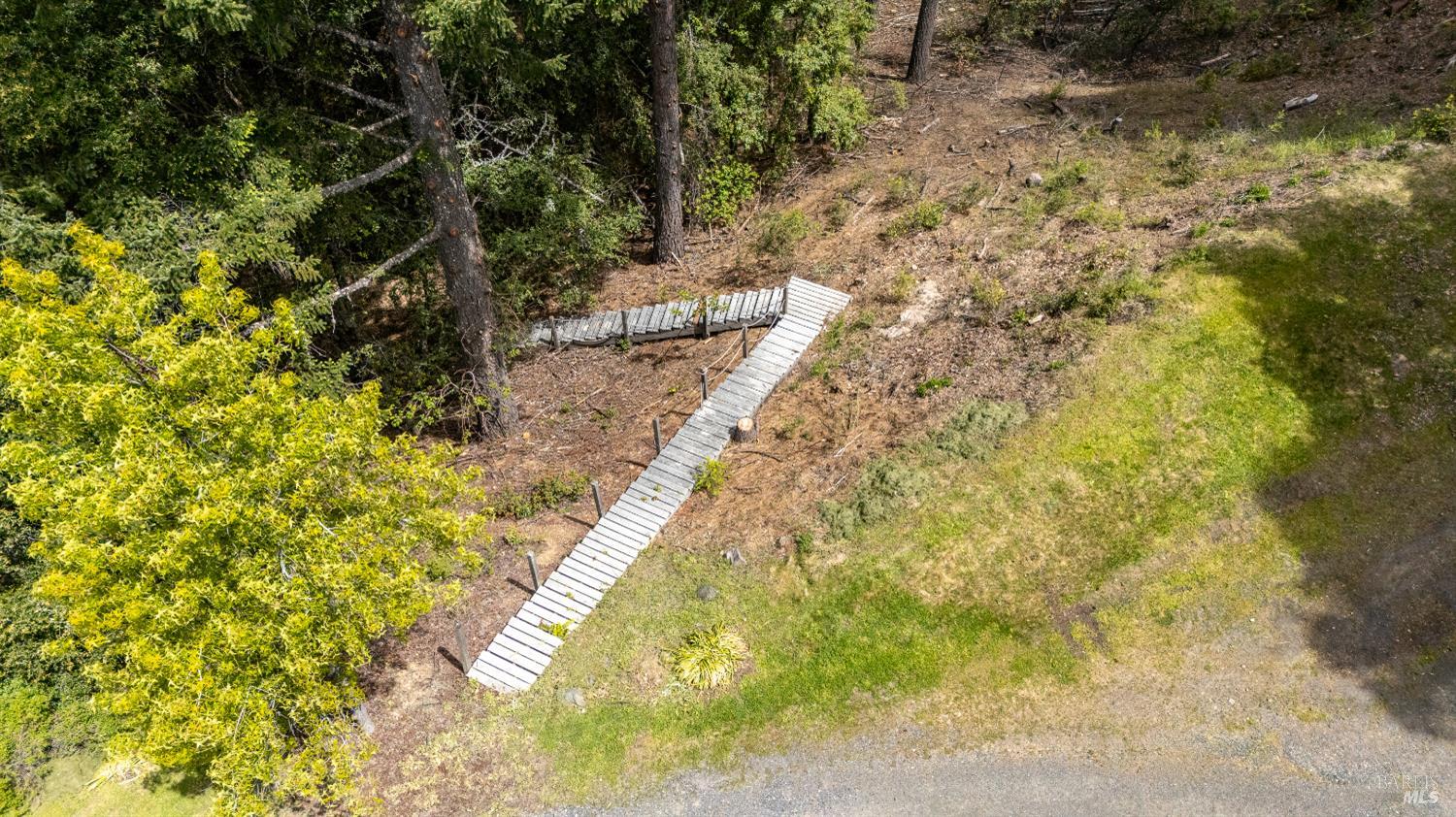 28801 Pinecrest Road Willits CA 95490