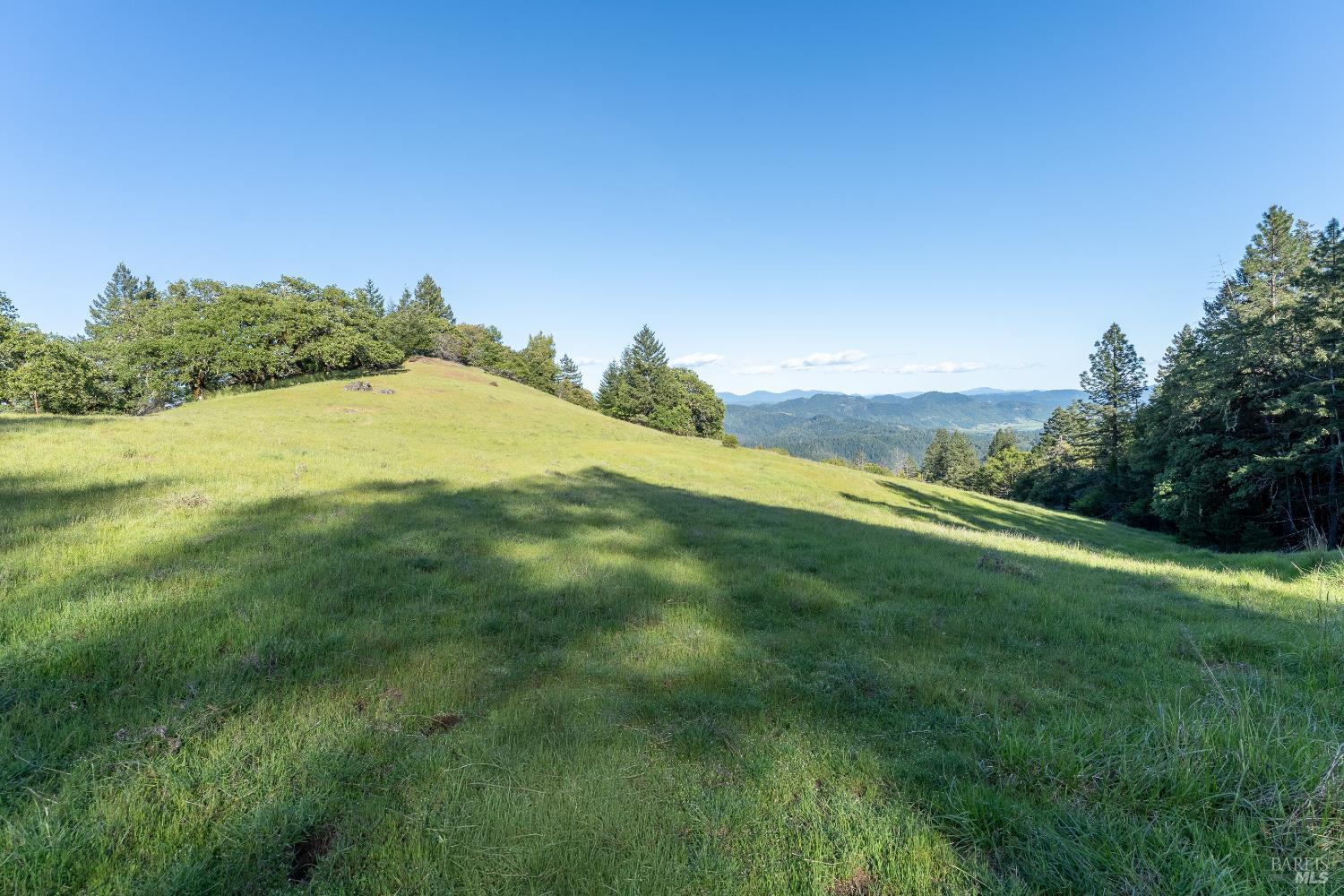 28801 Pinecrest Road Willits CA 95490