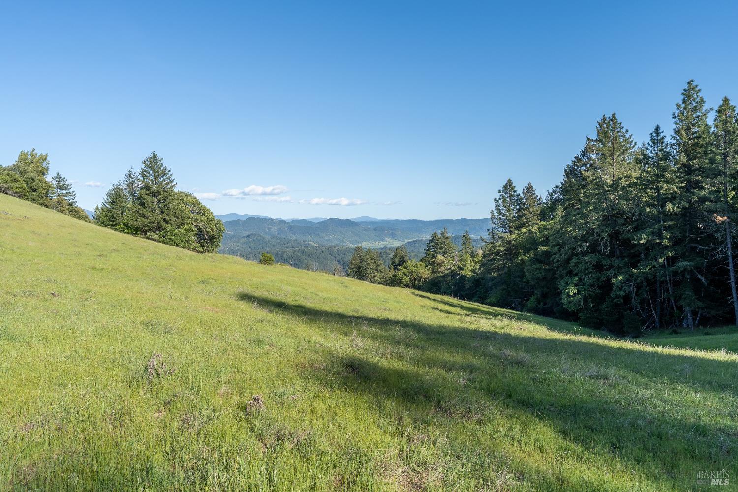 28801 Pinecrest Road Willits CA 95490