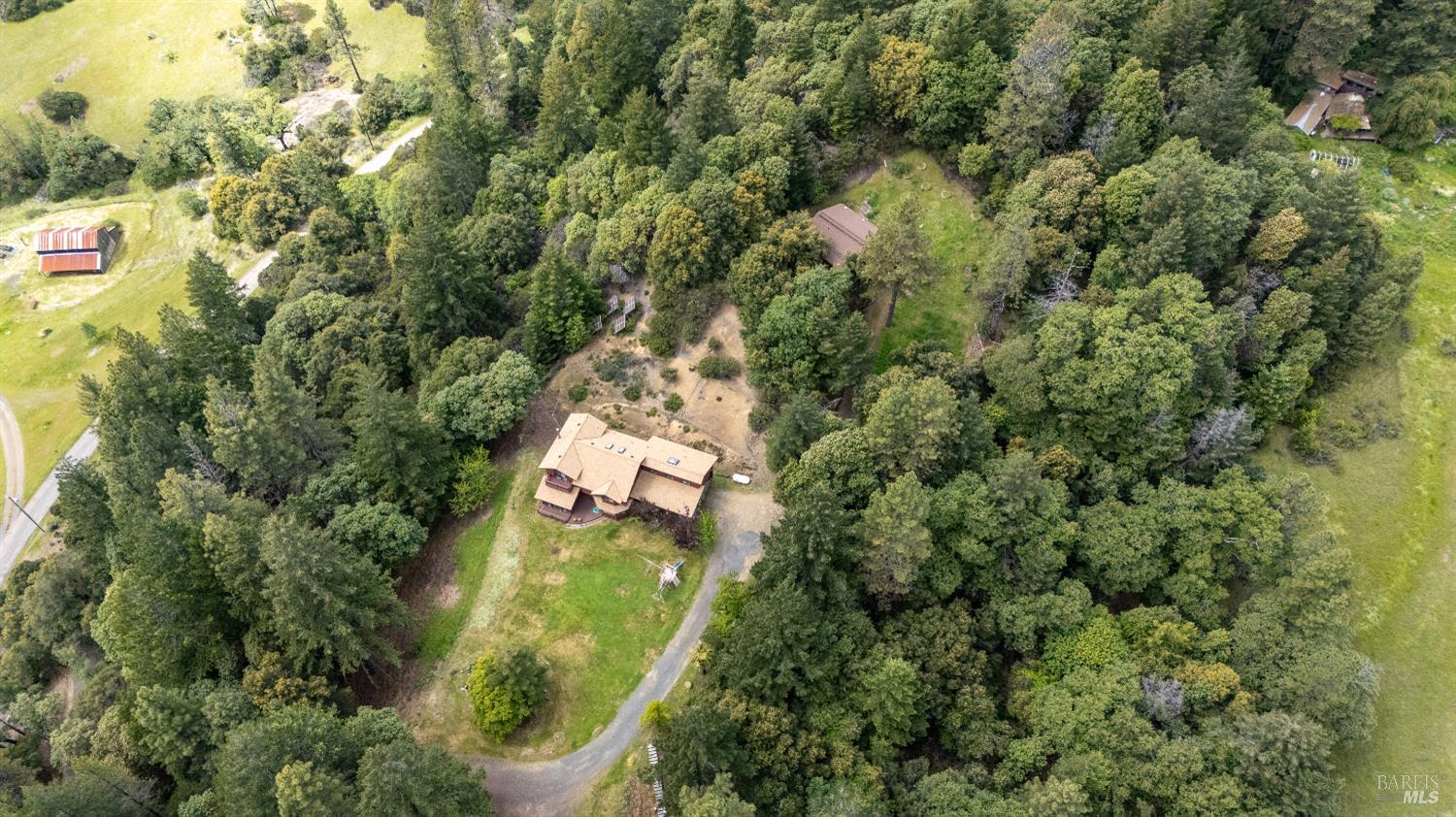 28801 Pinecrest Road Willits CA 95490