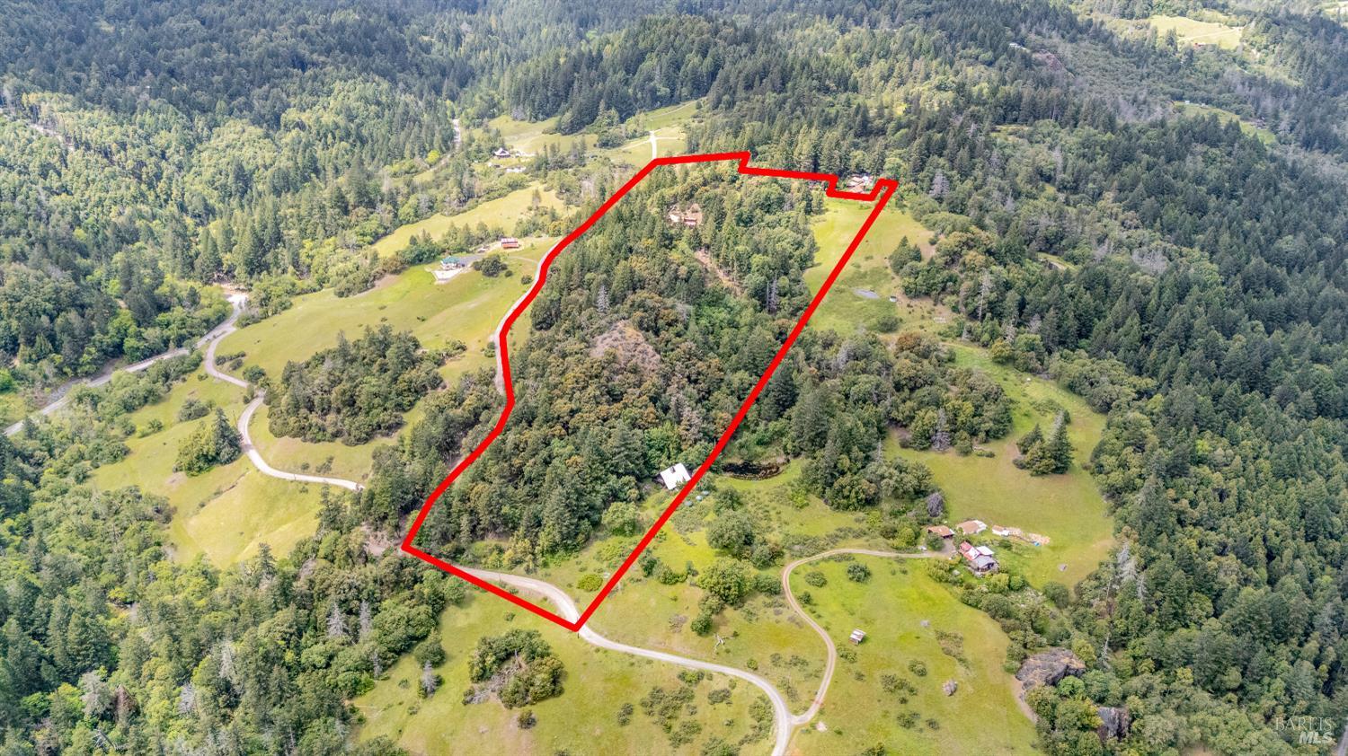 28801 Pinecrest Road Willits CA 95490