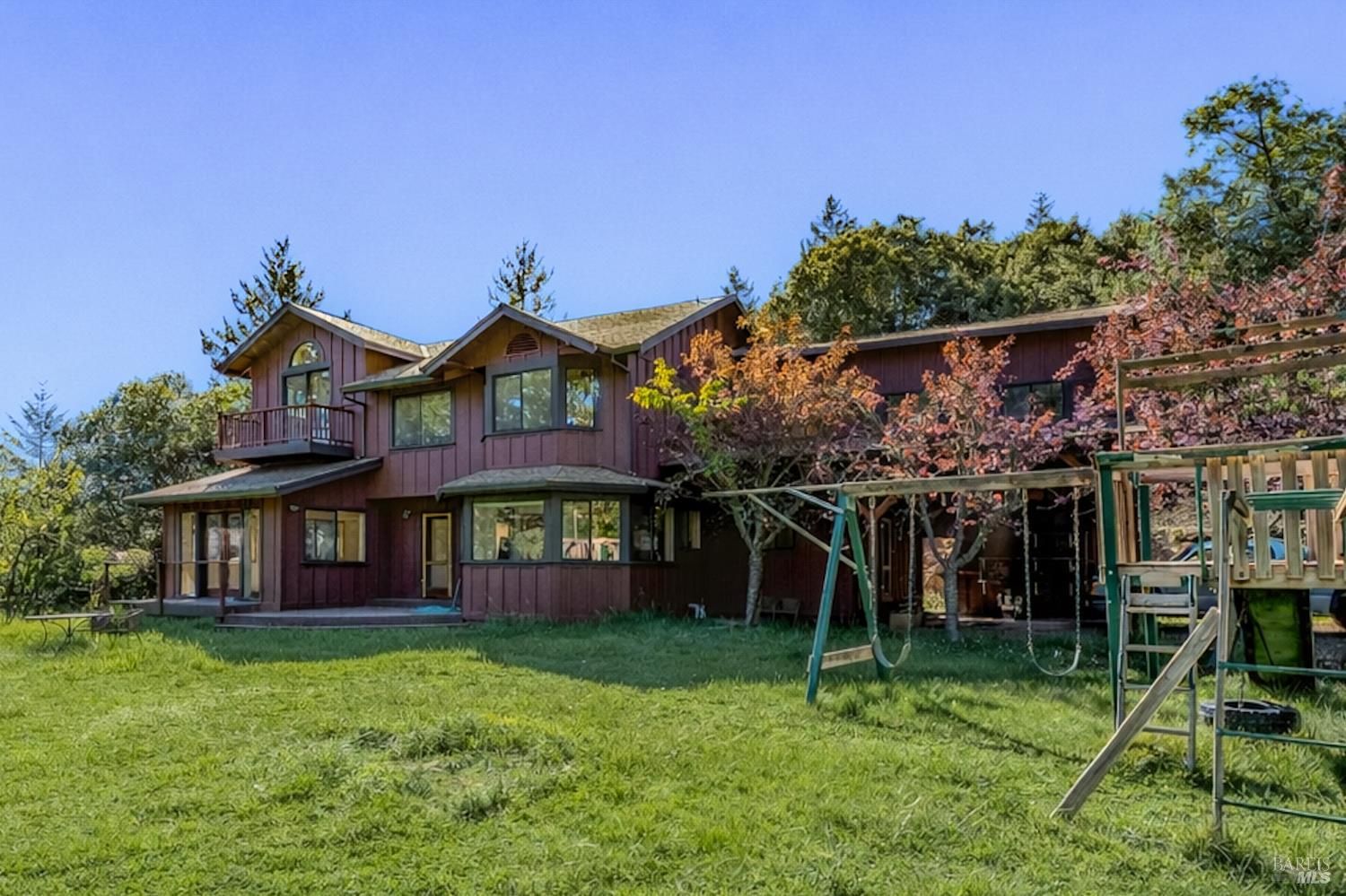 28801 Pinecrest Road Willits CA 95490