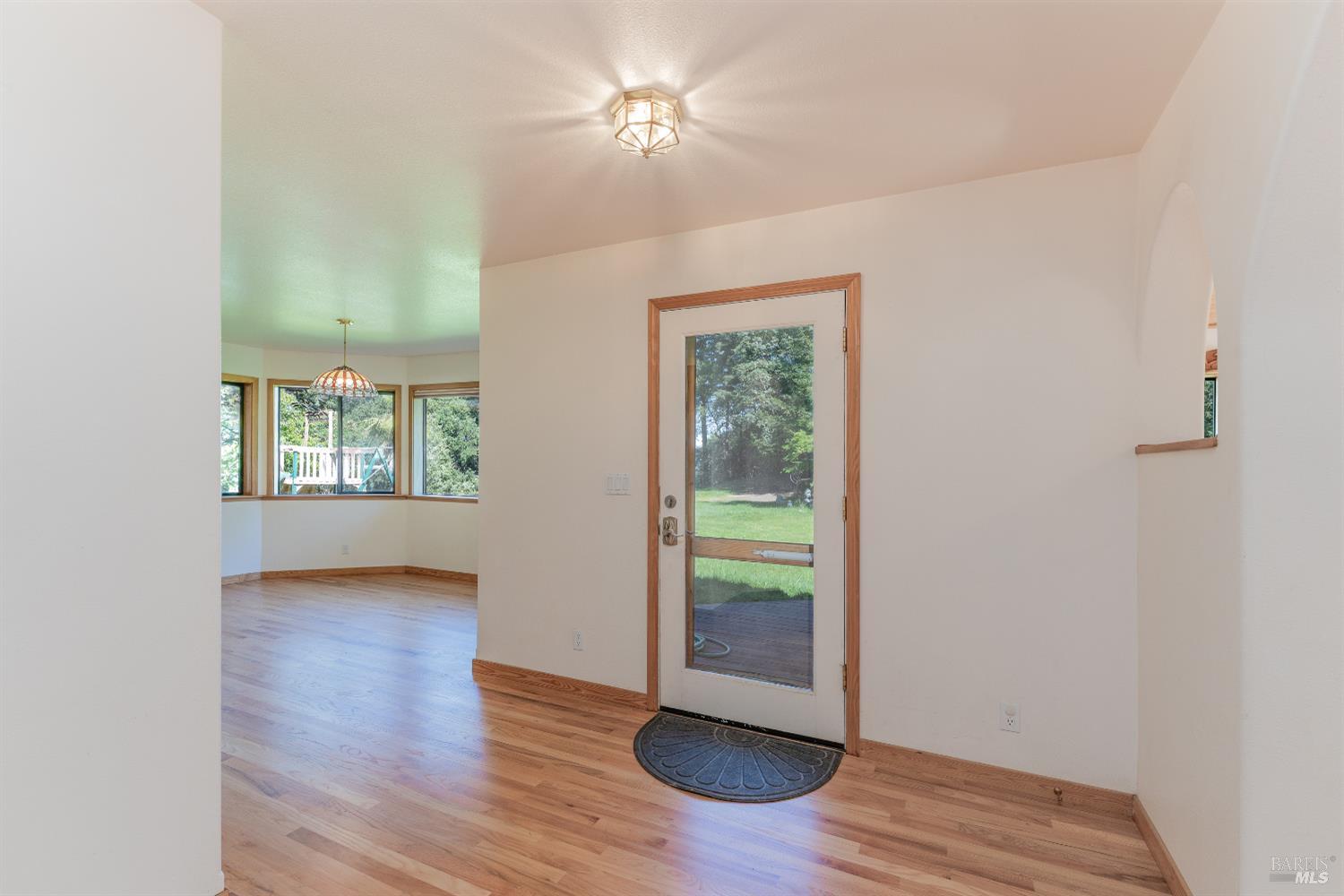 28801 Pinecrest Road Willits CA 95490