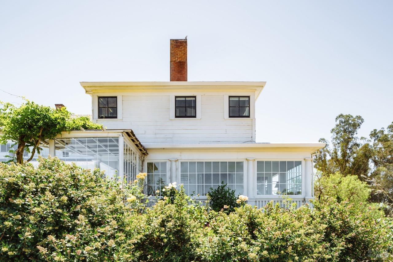 5215 Lakeville Highway Petaluma CA 94954