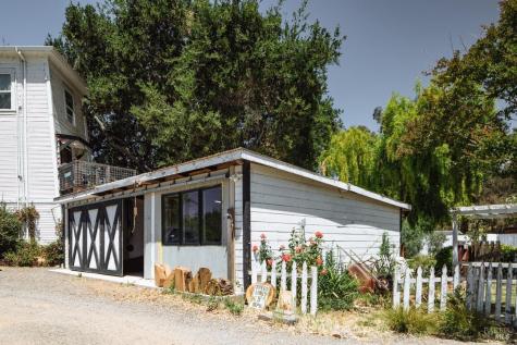 5215 Lakeville Highway Petaluma CA 94954