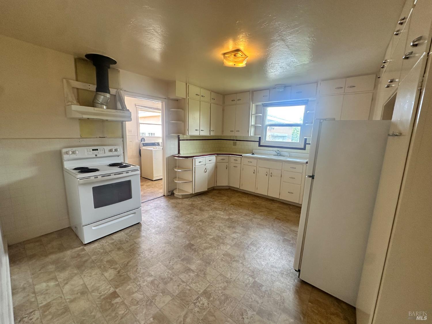 18700 N Highway 1 Fort Bragg CA 95437