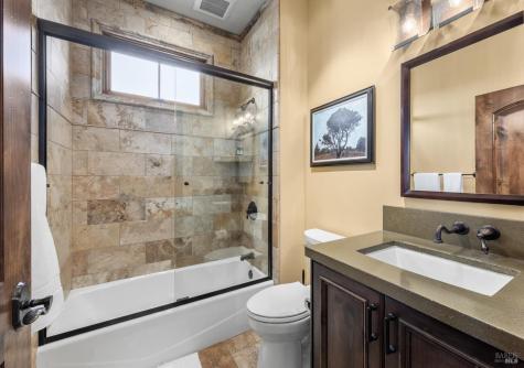 3518 Bloomfield Road Sebastopol CA 95472