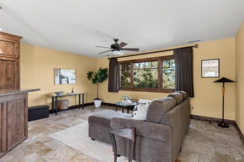 3518 Bloomfield Road Sebastopol CA 95472
