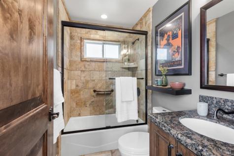 3518 Bloomfield Road Sebastopol CA 95472