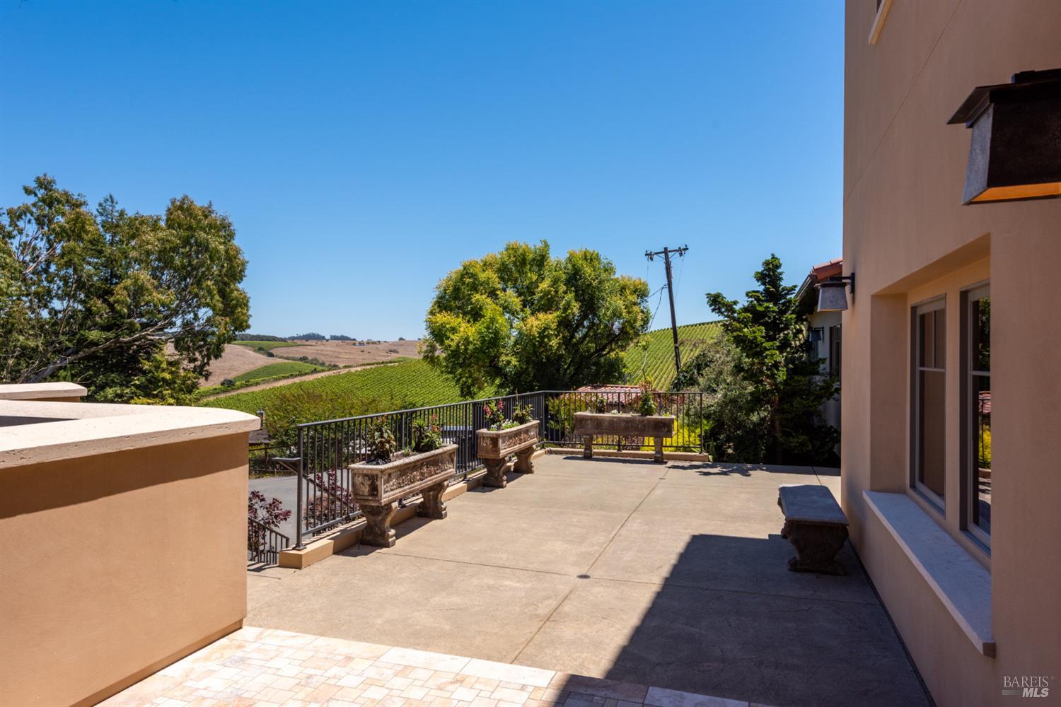 3518 Bloomfield Road Sebastopol CA 95472
