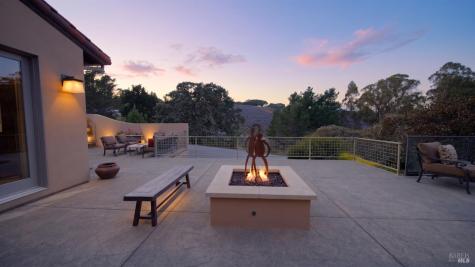 3518 Bloomfield Road Sebastopol CA 95472