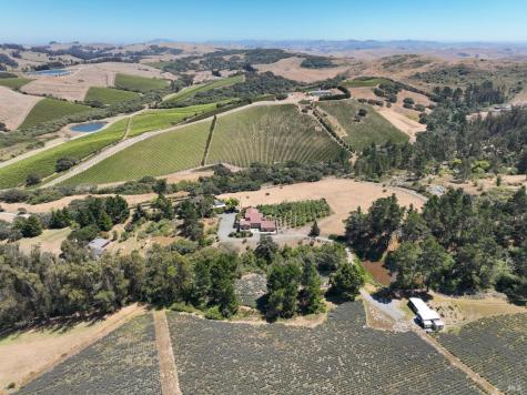3518 Bloomfield Road Sebastopol CA 95472