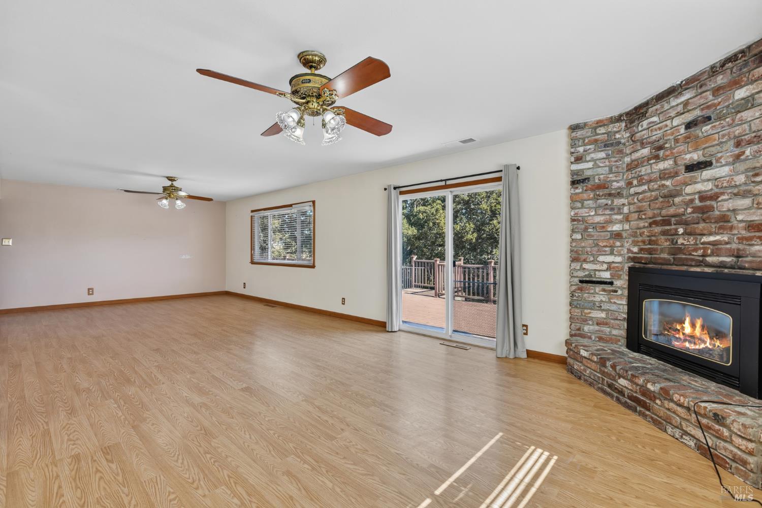 538 Amber Way Petaluma CA 94952
