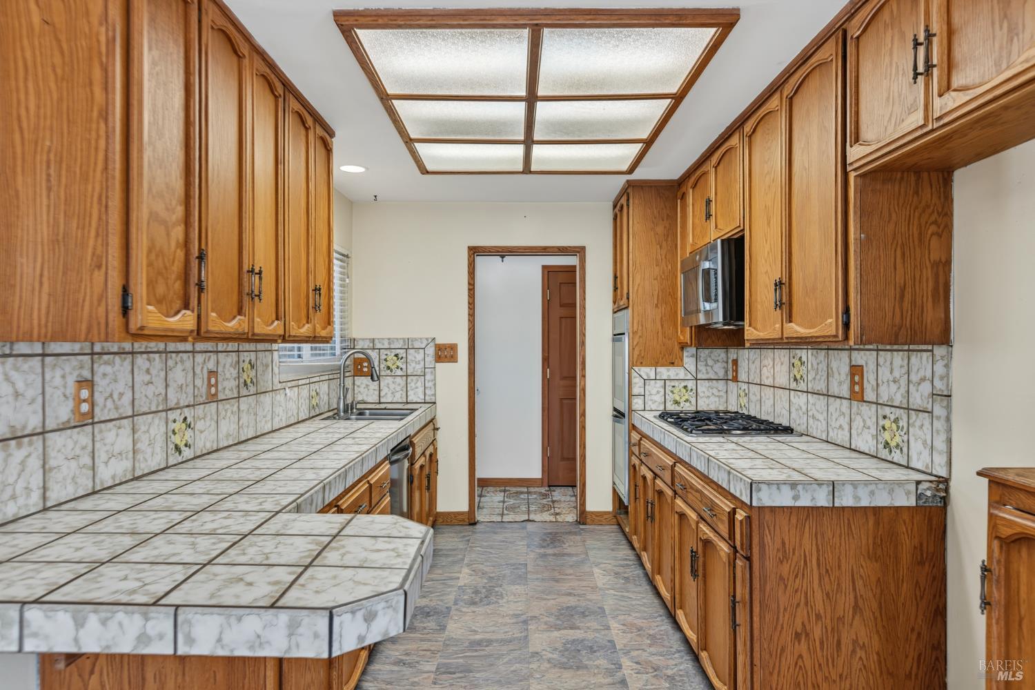 538 Amber Way Petaluma CA 94952