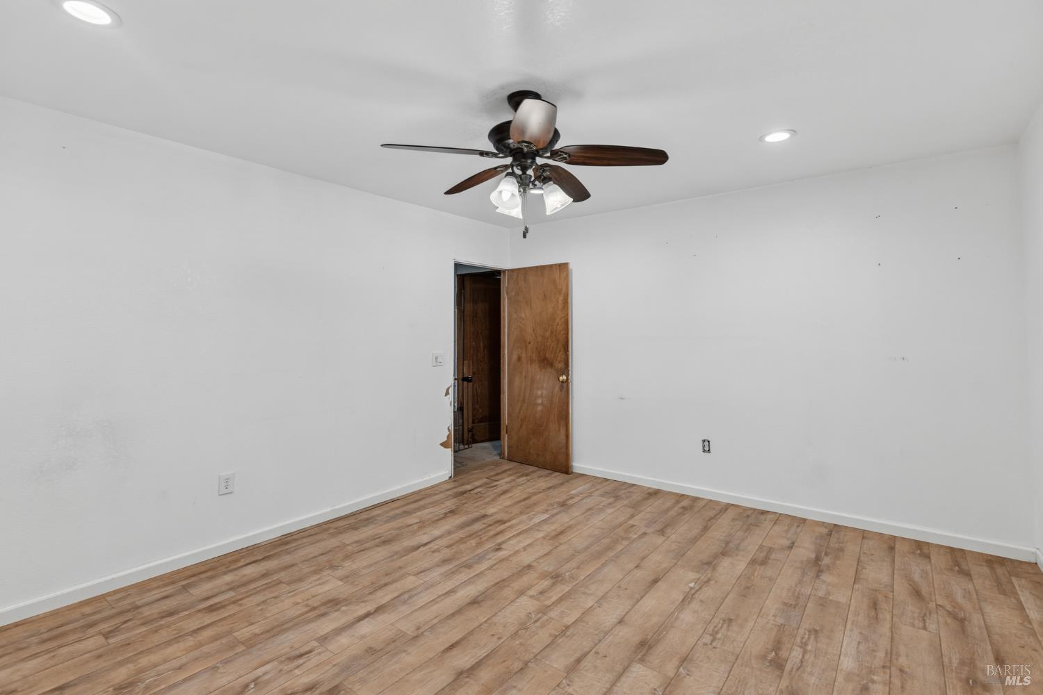 538 Amber Way Petaluma CA 94952