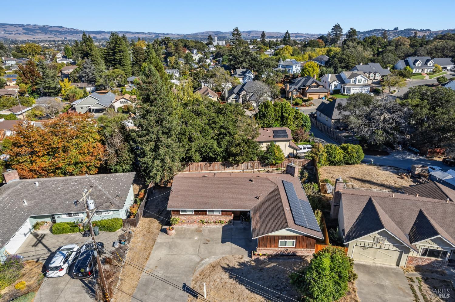 538 Amber Way Petaluma CA 94952
