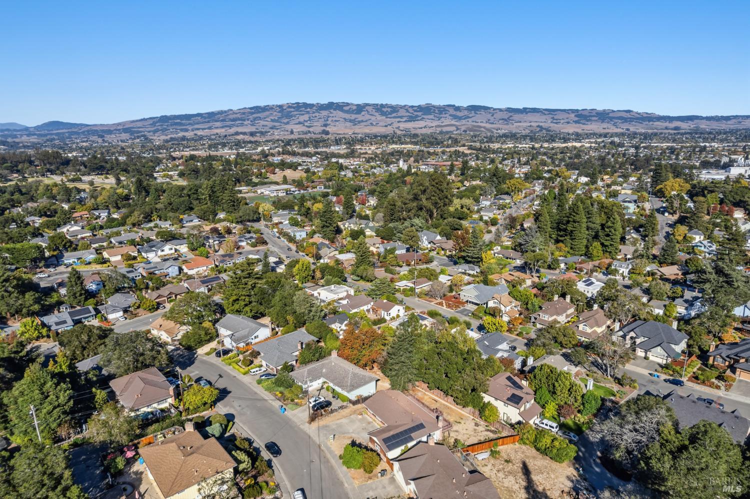 538 Amber Way Petaluma CA 94952