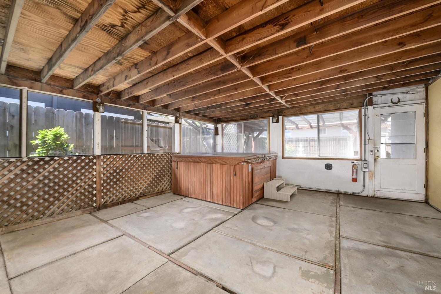 262 Markham Avenue Vacaville CA 95688
