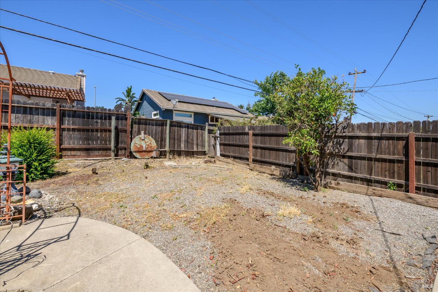 262 Markham Avenue Vacaville CA 95688