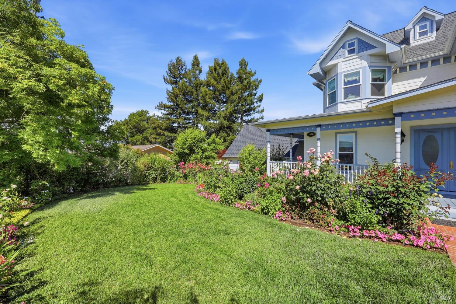 5755 Futura Way Santa Rosa CA 95409