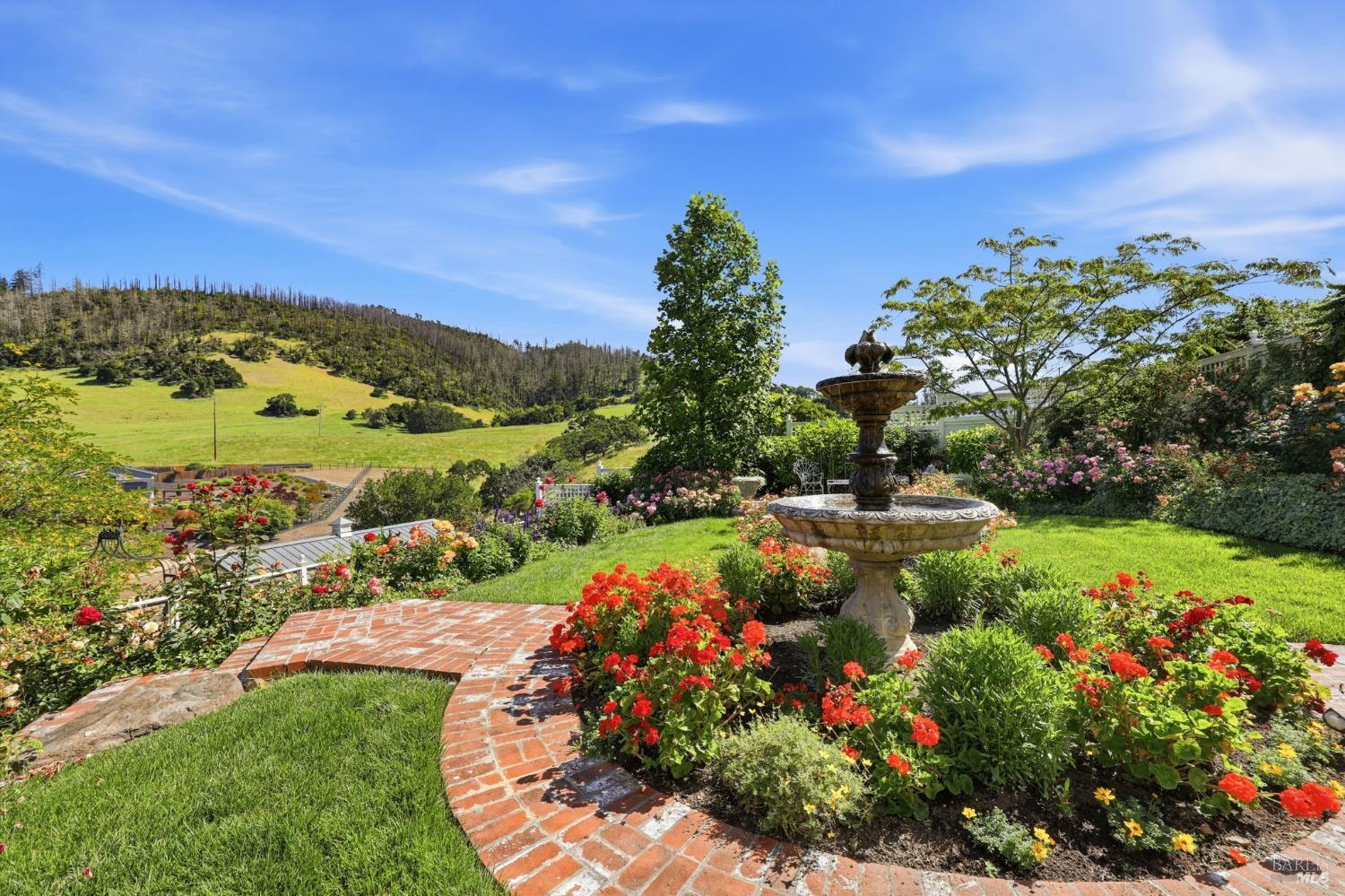 5755 Futura Way Santa Rosa CA 95409