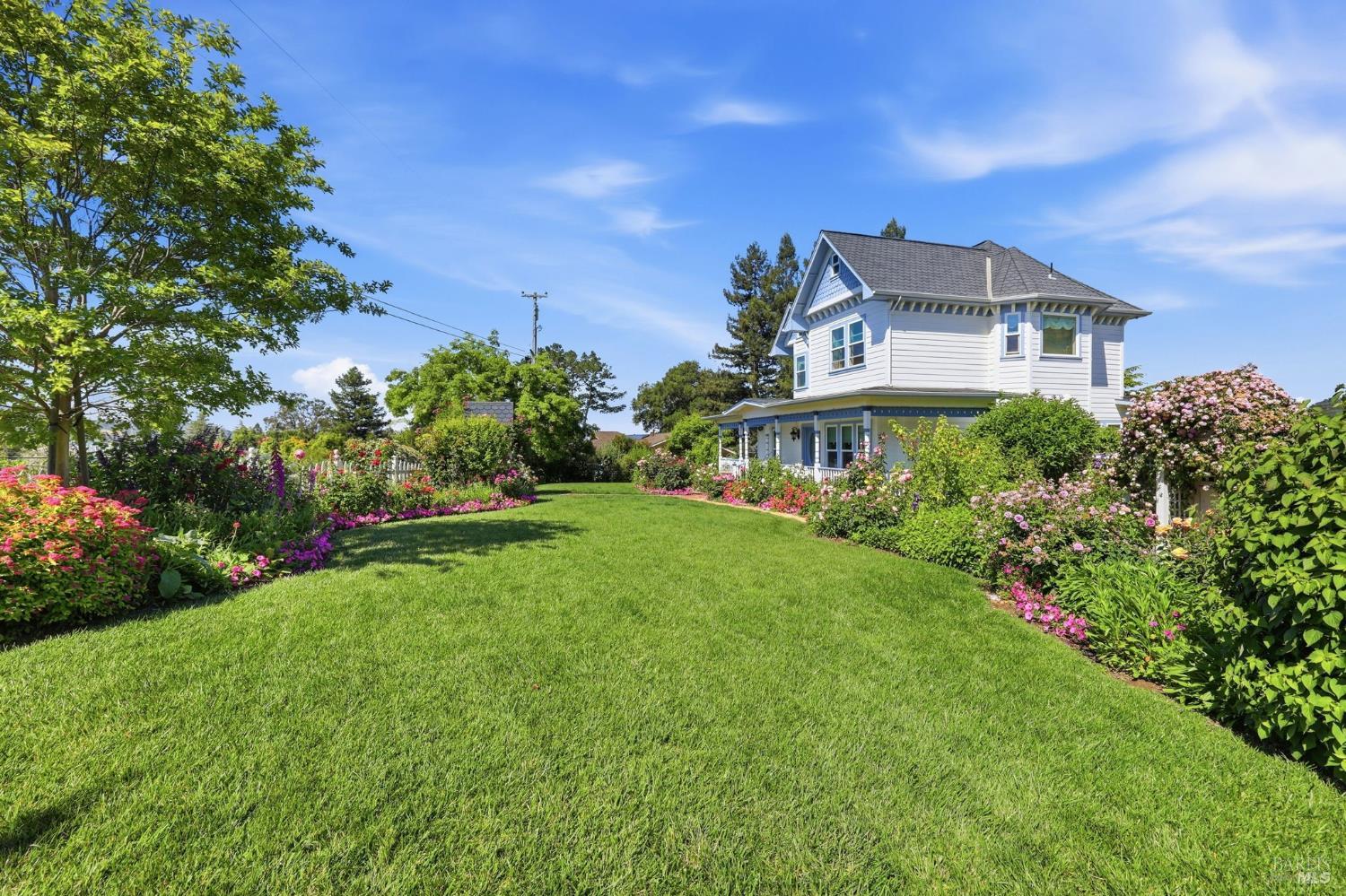 5755 Futura Way Santa Rosa CA 95409