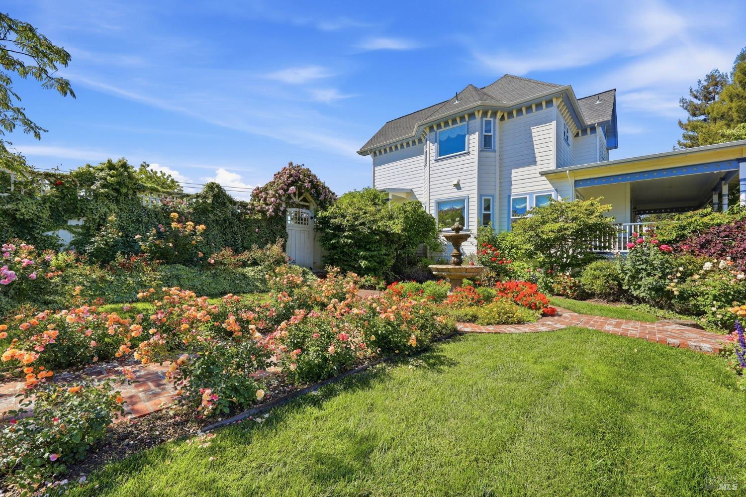 5755 Futura Way Santa Rosa CA 95409