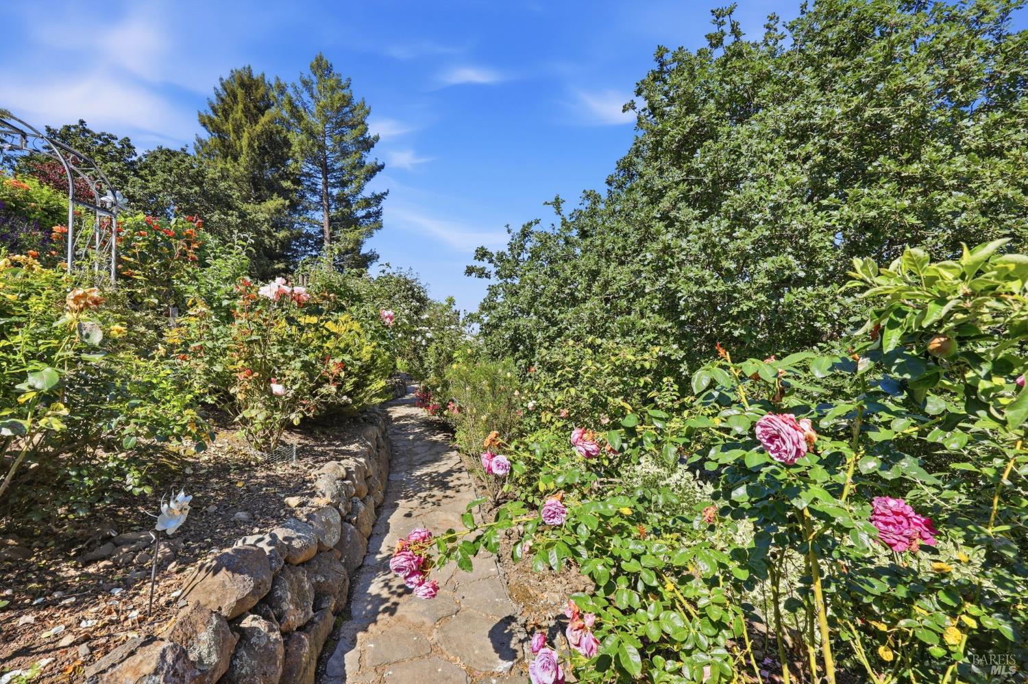 5755 Futura Way Santa Rosa CA 95409