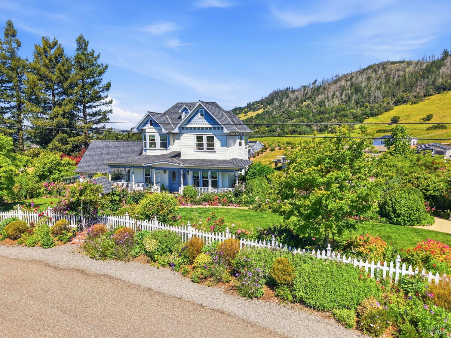 5755 Futura Way Santa Rosa CA 95409