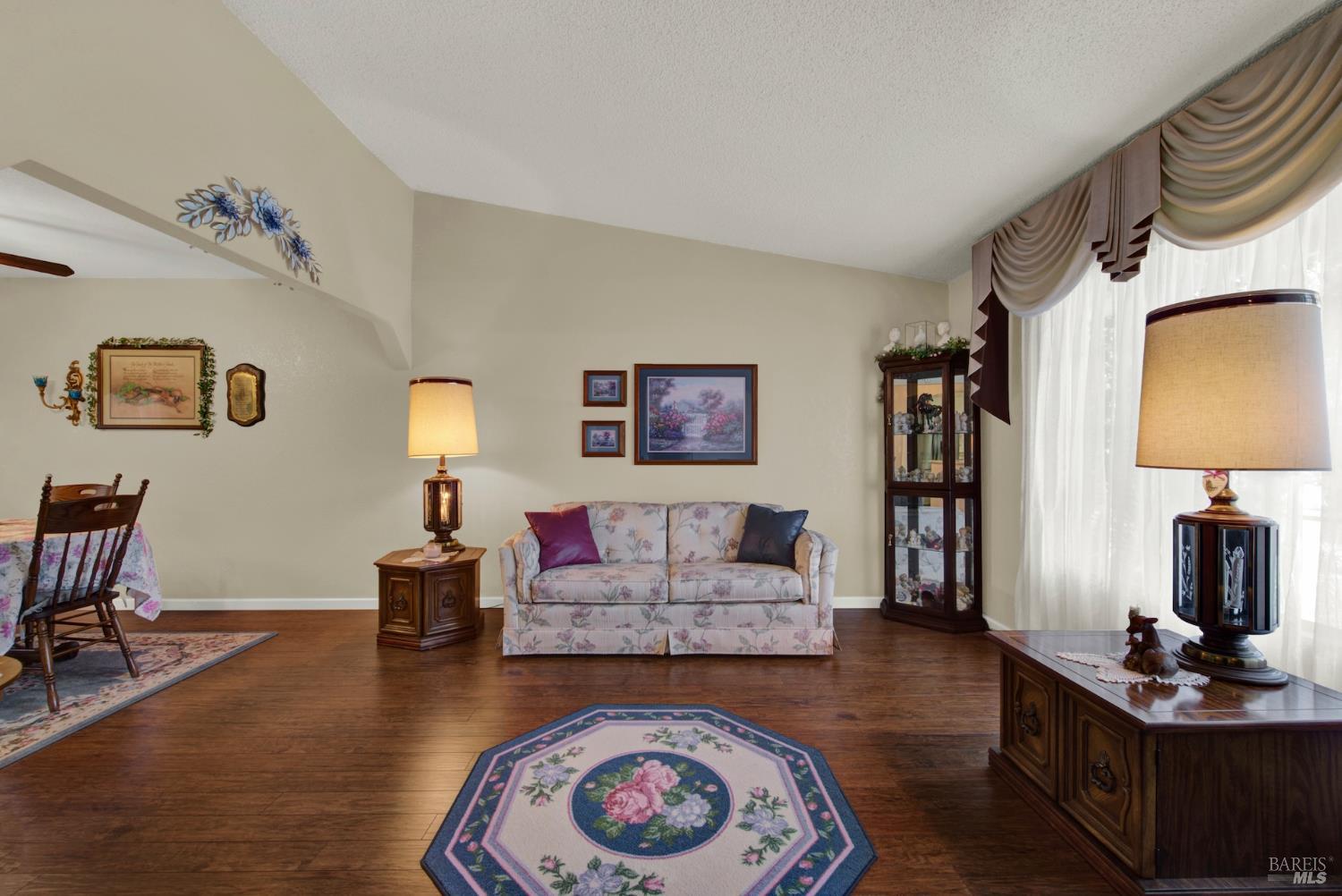 214 Gentry Circle Vacaville CA 95687